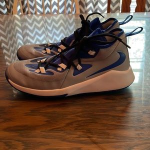 Nike future court 2 basketball shoes